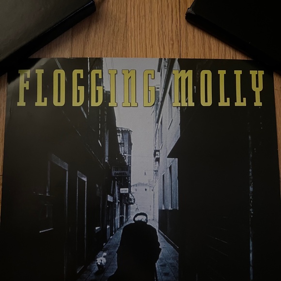FLOGGING MOLLY 11x17 "Drunken Lullabies" 2002 Promo Poster Irish Punk Rock - Picture 4 of 4